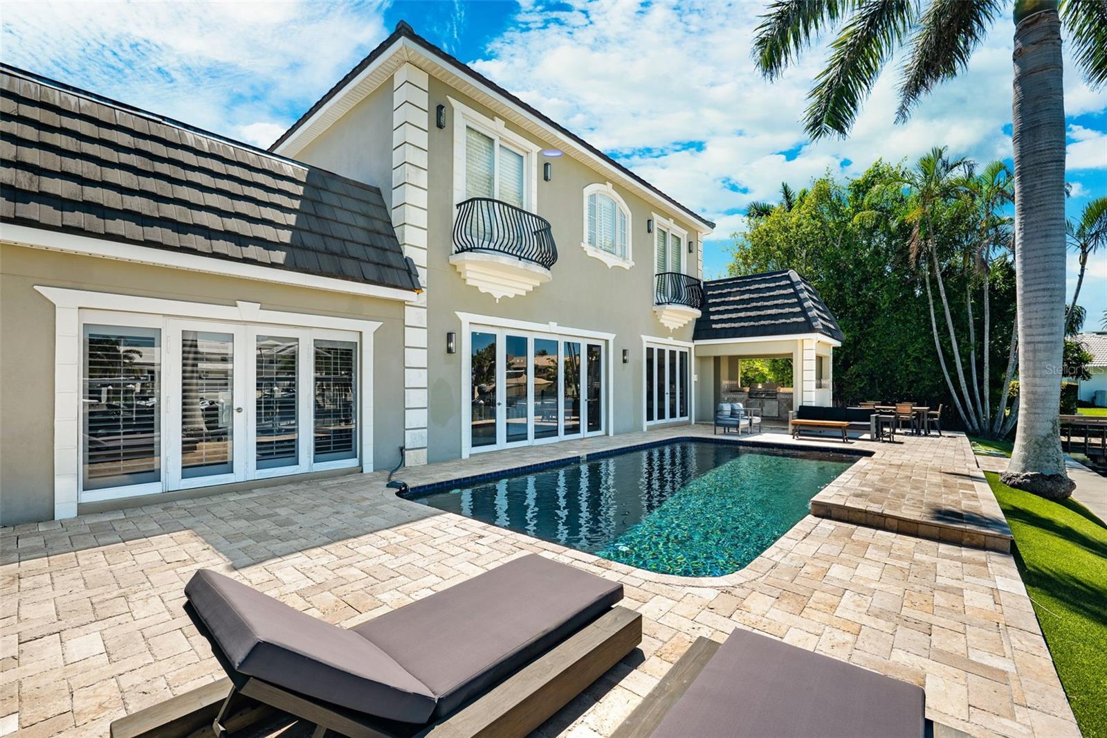 BAYWAY ISLES - Residential