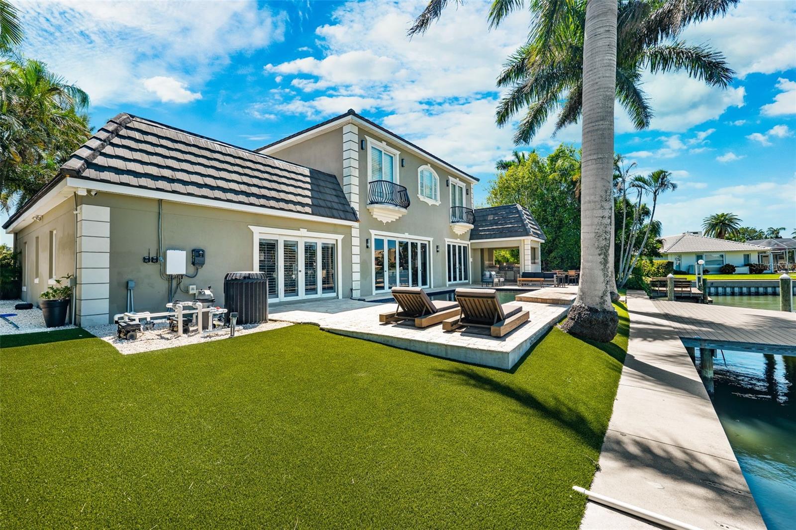 BAYWAY ISLES - Residential
