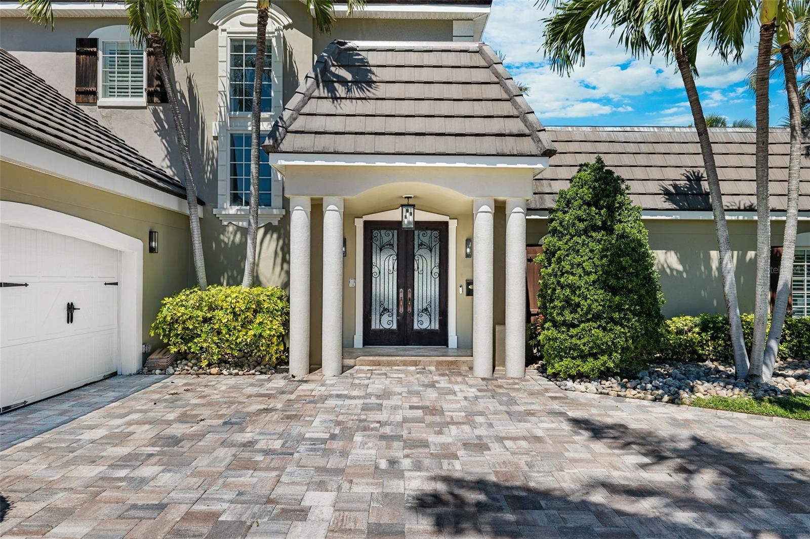 BAYWAY ISLES - Residential
