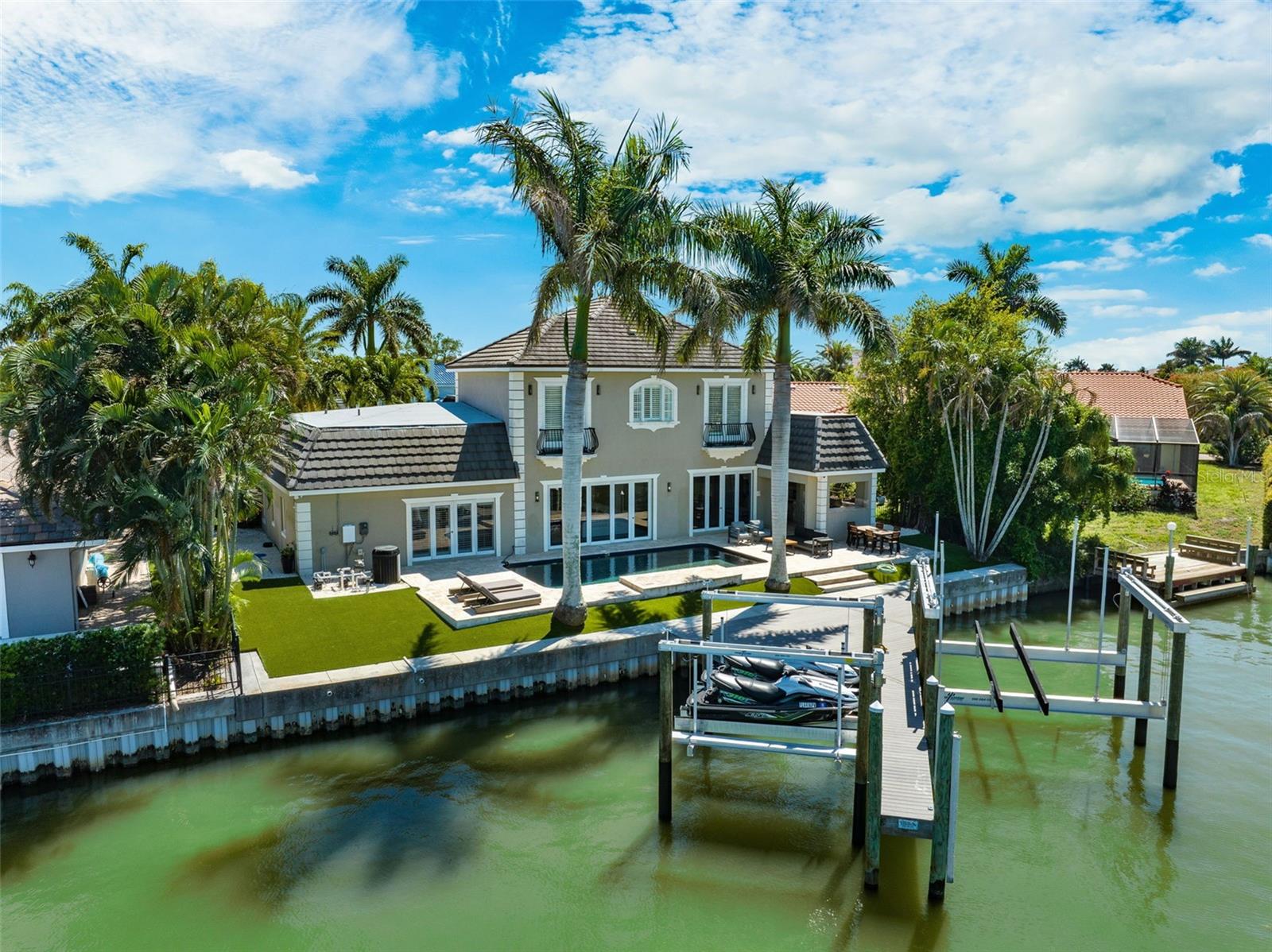 BAYWAY ISLES - Residential