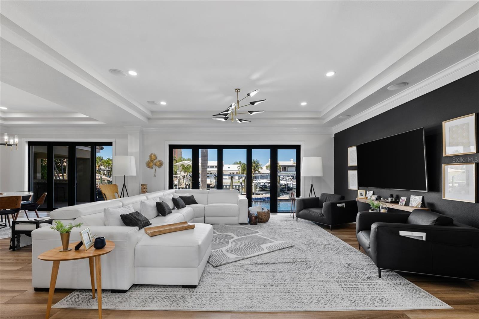 BAYWAY ISLES - Residential
