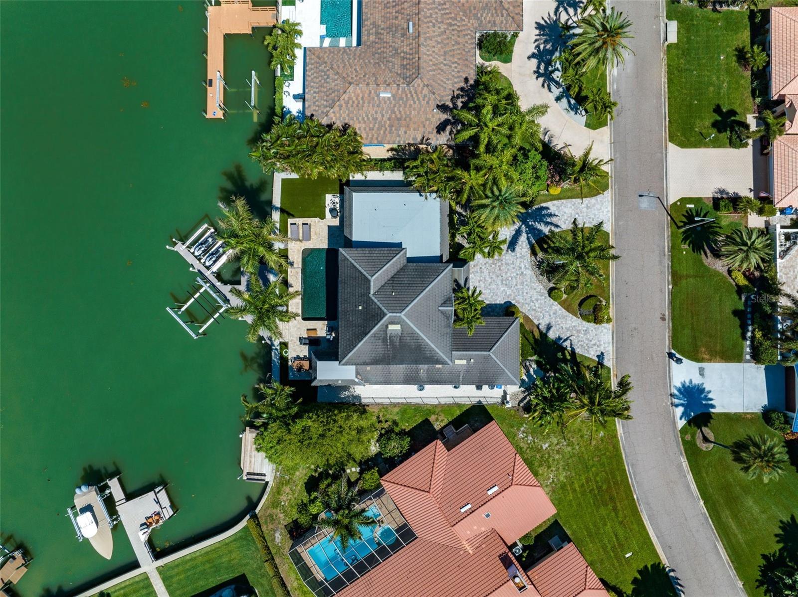 BAYWAY ISLES - Residential