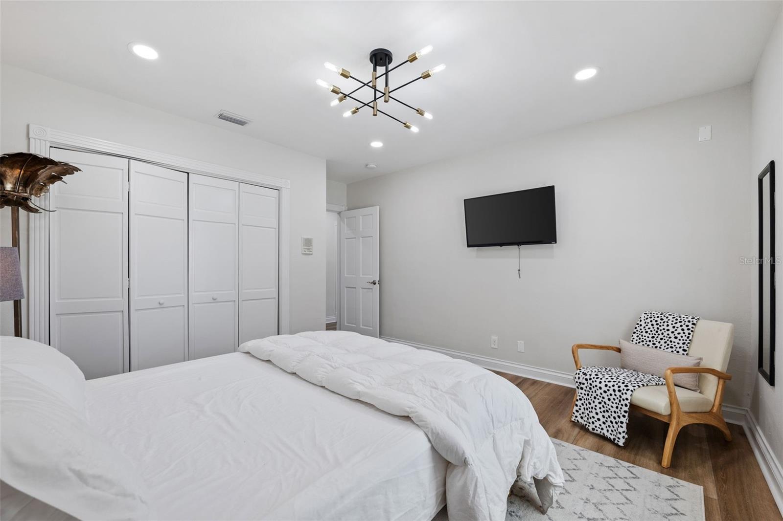 BAYWAY ISLES - Residential