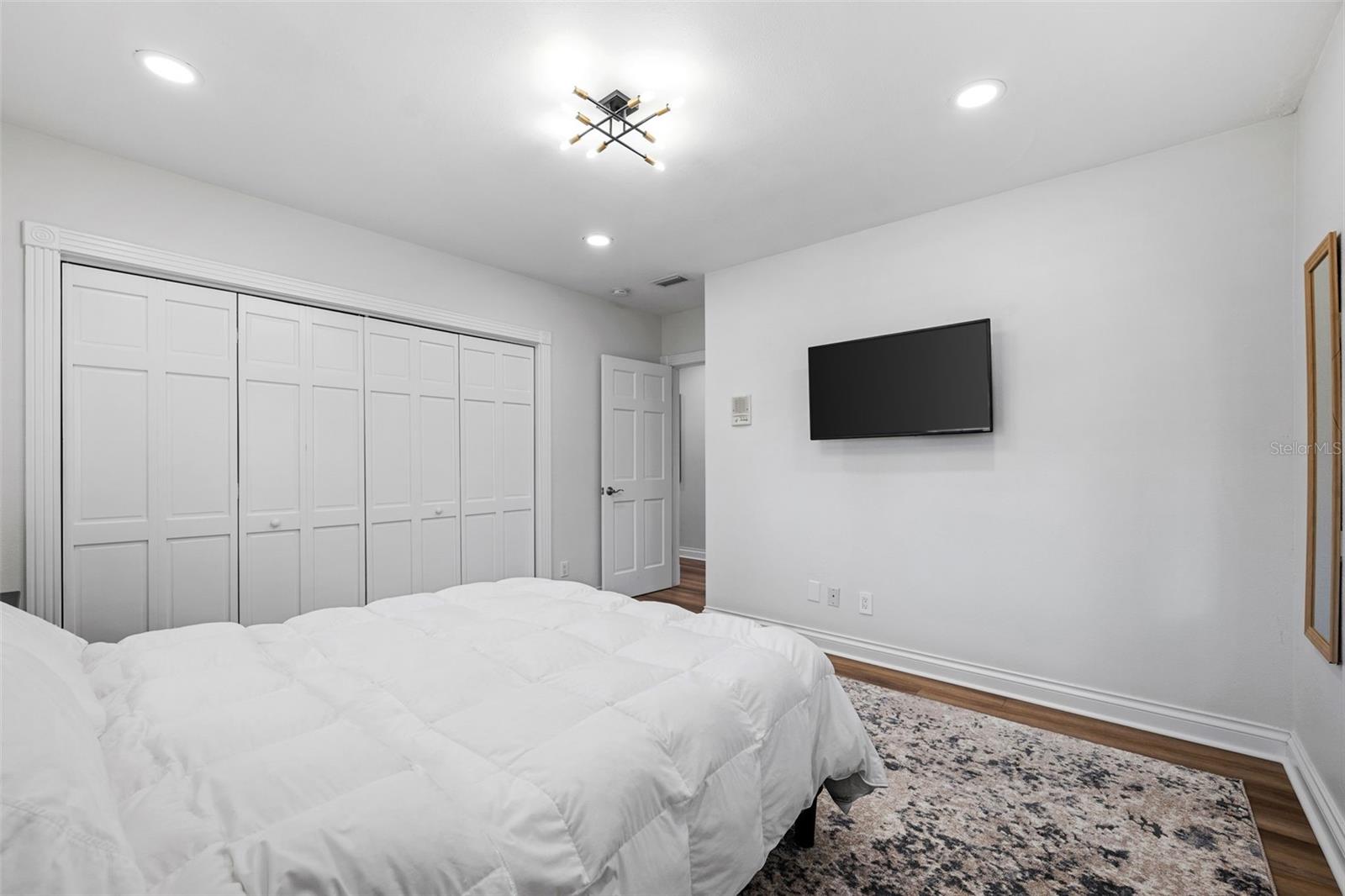 BAYWAY ISLES - Residential