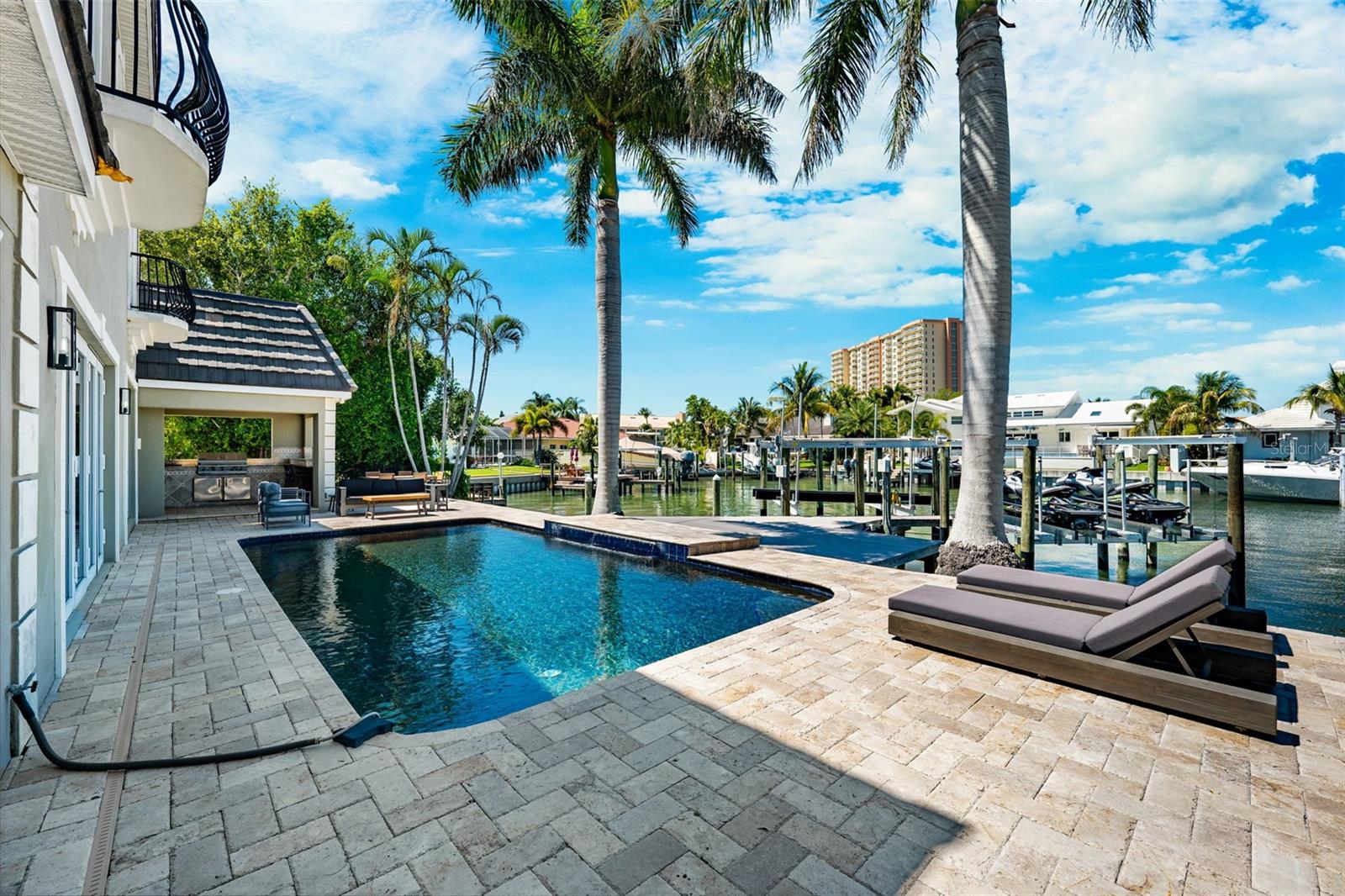BAYWAY ISLES - Residential