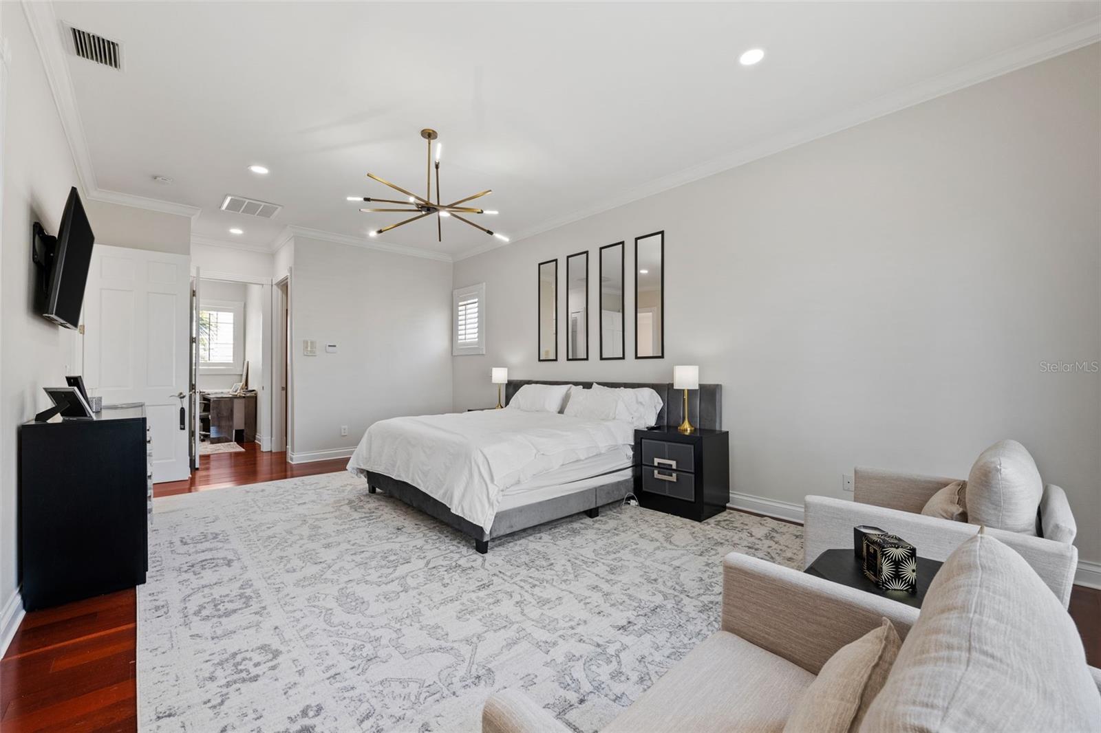 BAYWAY ISLES - Residential