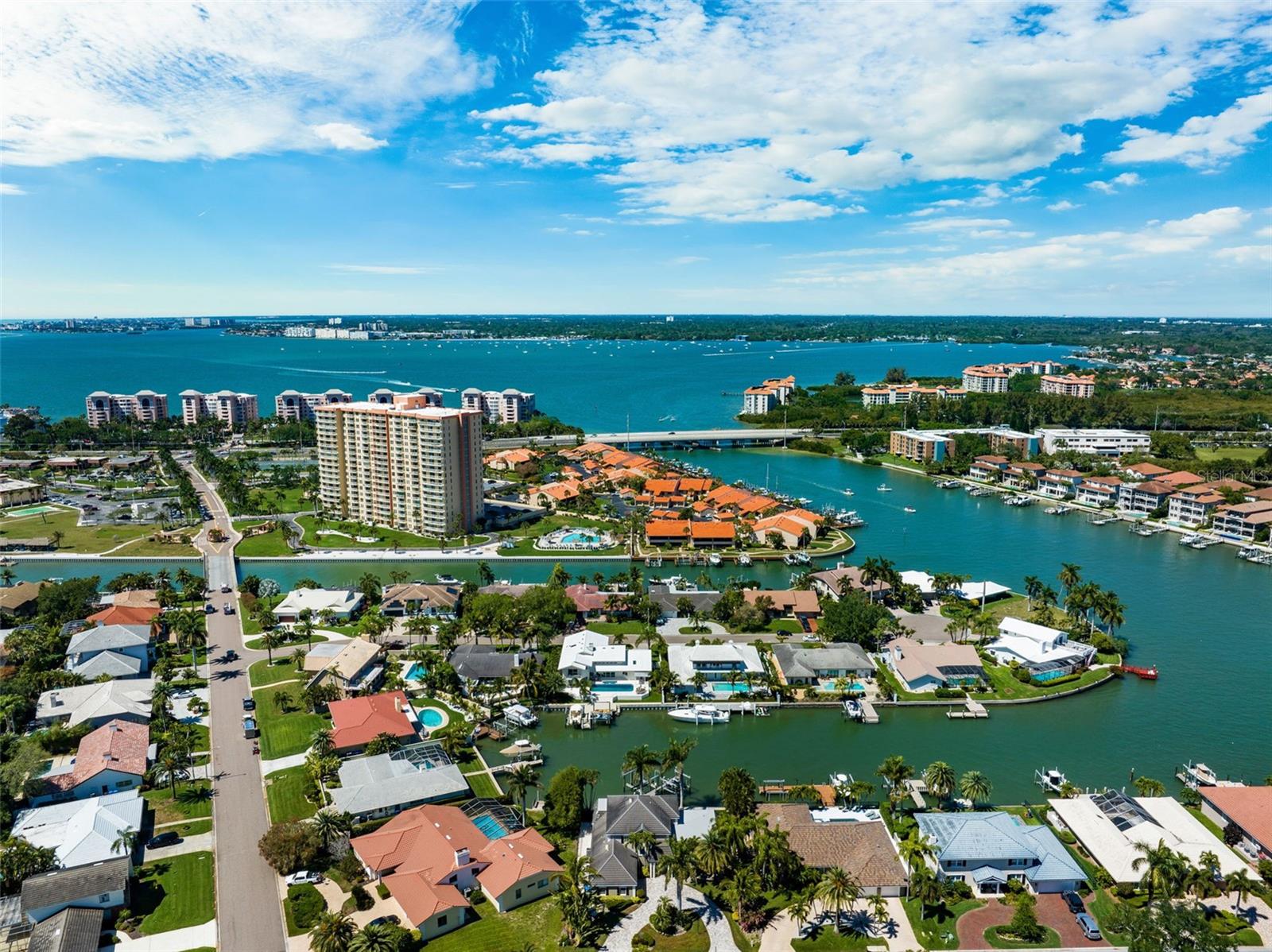 BAYWAY ISLES - Residential