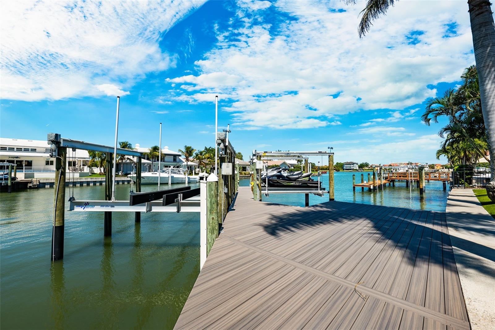 BAYWAY ISLES - Residential