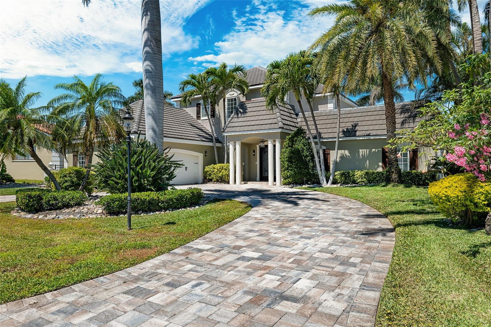 BAYWAY ISLES - Residential