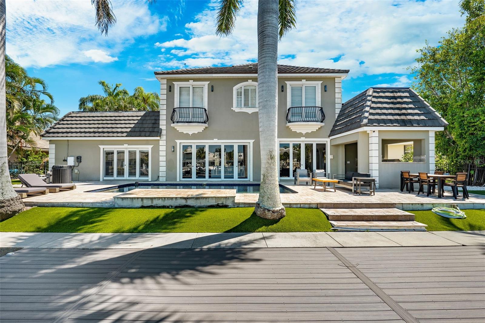 BAYWAY ISLES - Residential