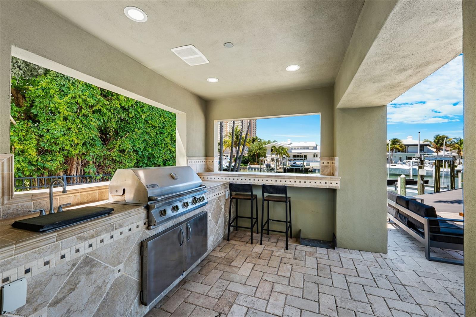BAYWAY ISLES - Residential