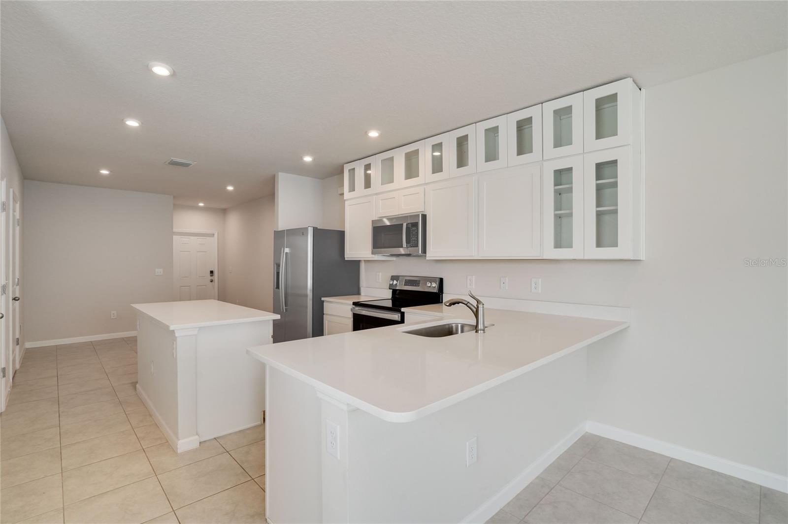 AVALON WOODS - Residential
