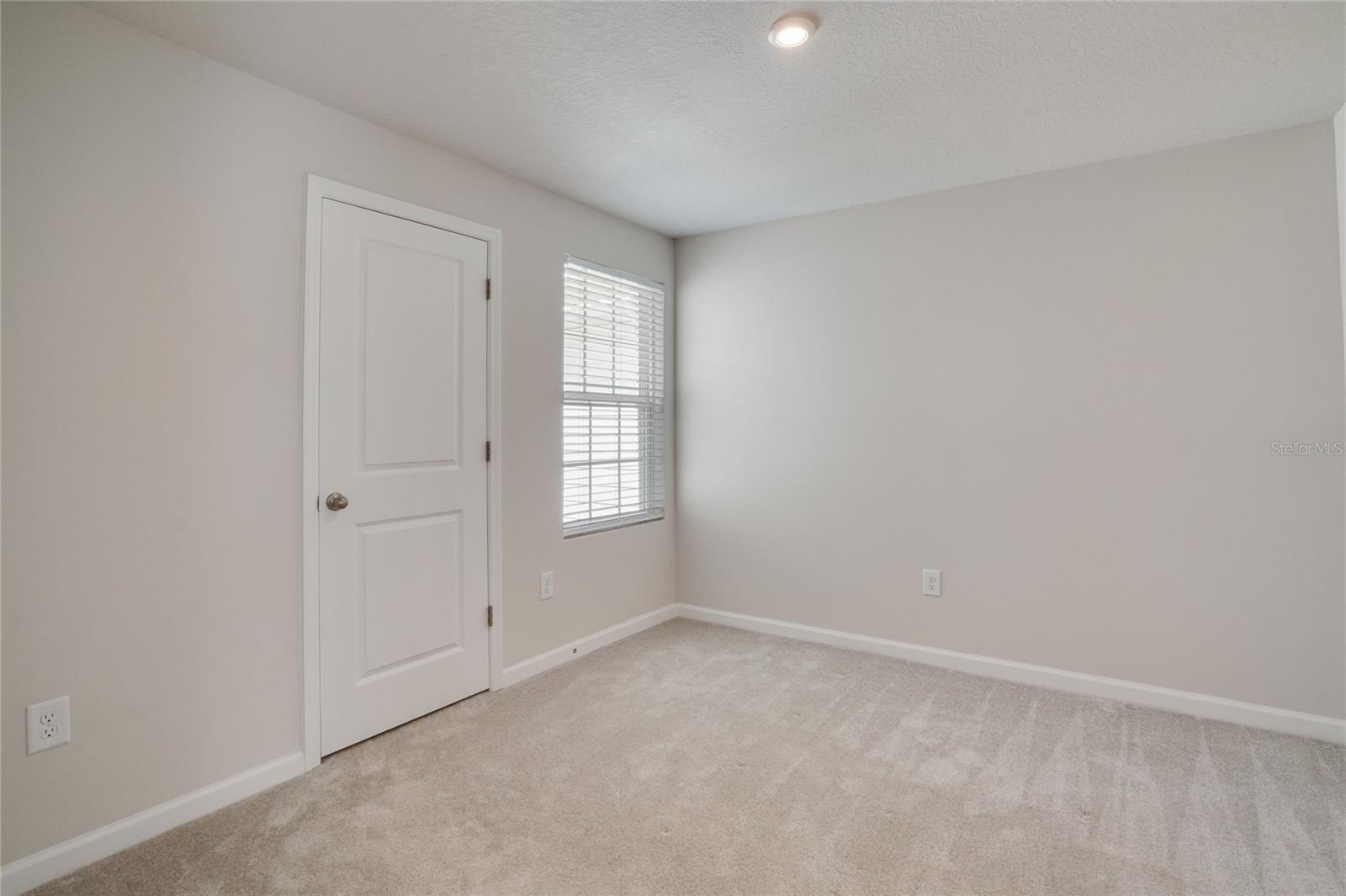 AVALON WOODS - Residential