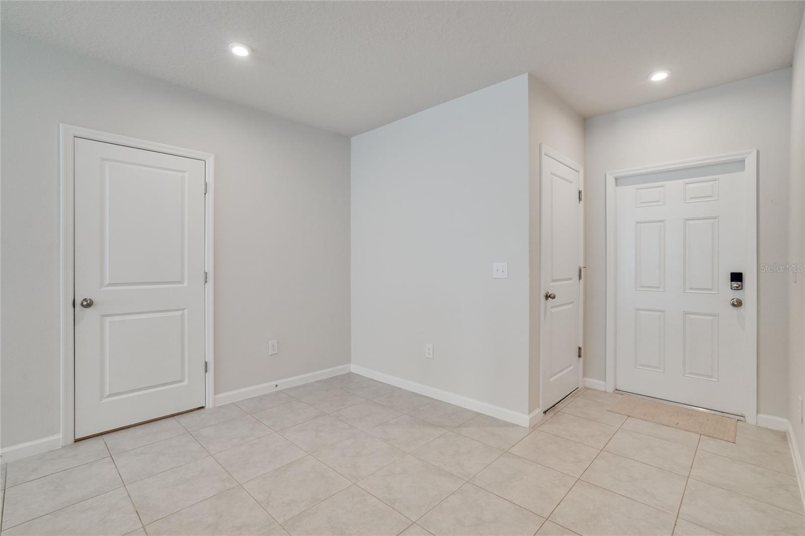 AVALON WOODS - Residential