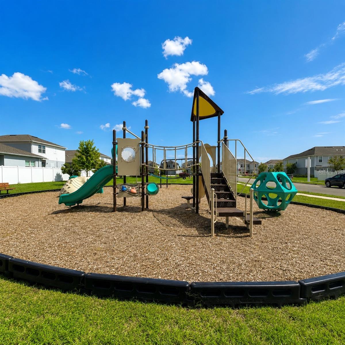AVALON WOODS - Residential