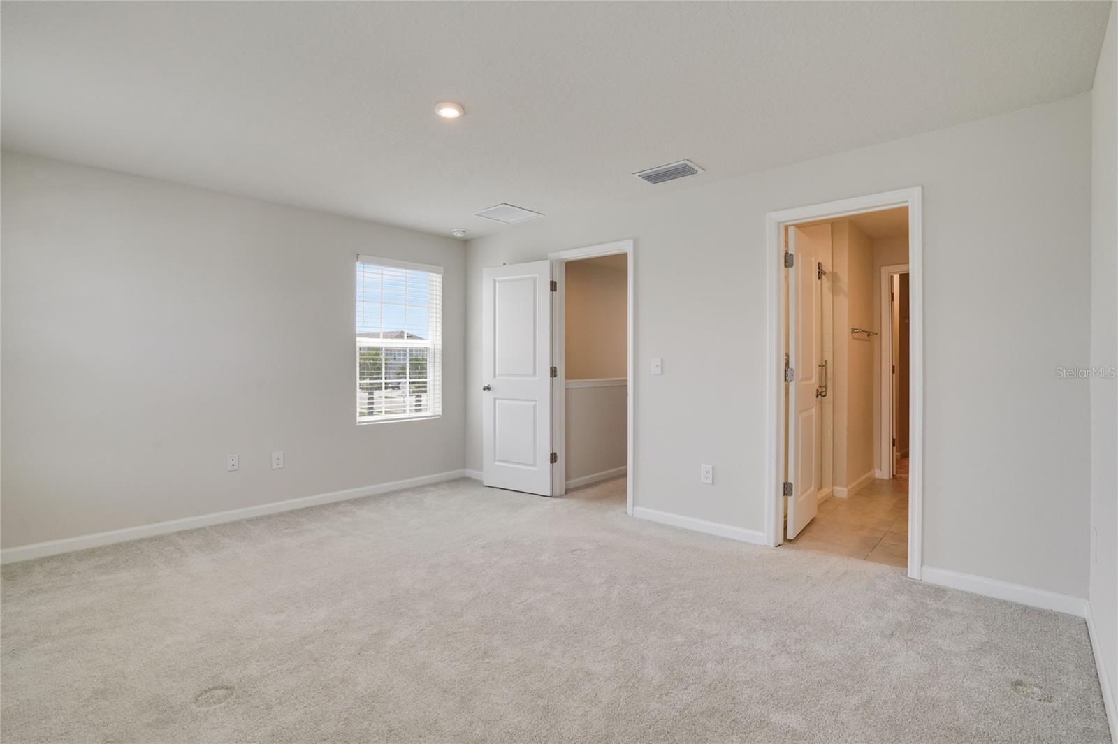 AVALON WOODS - Residential