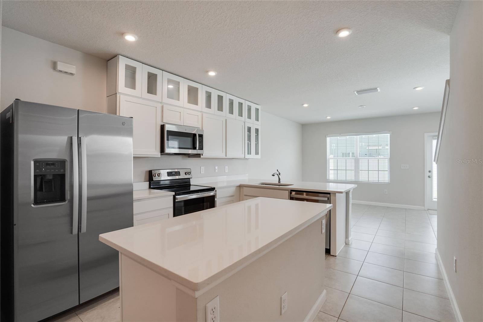 AVALON WOODS - Residential