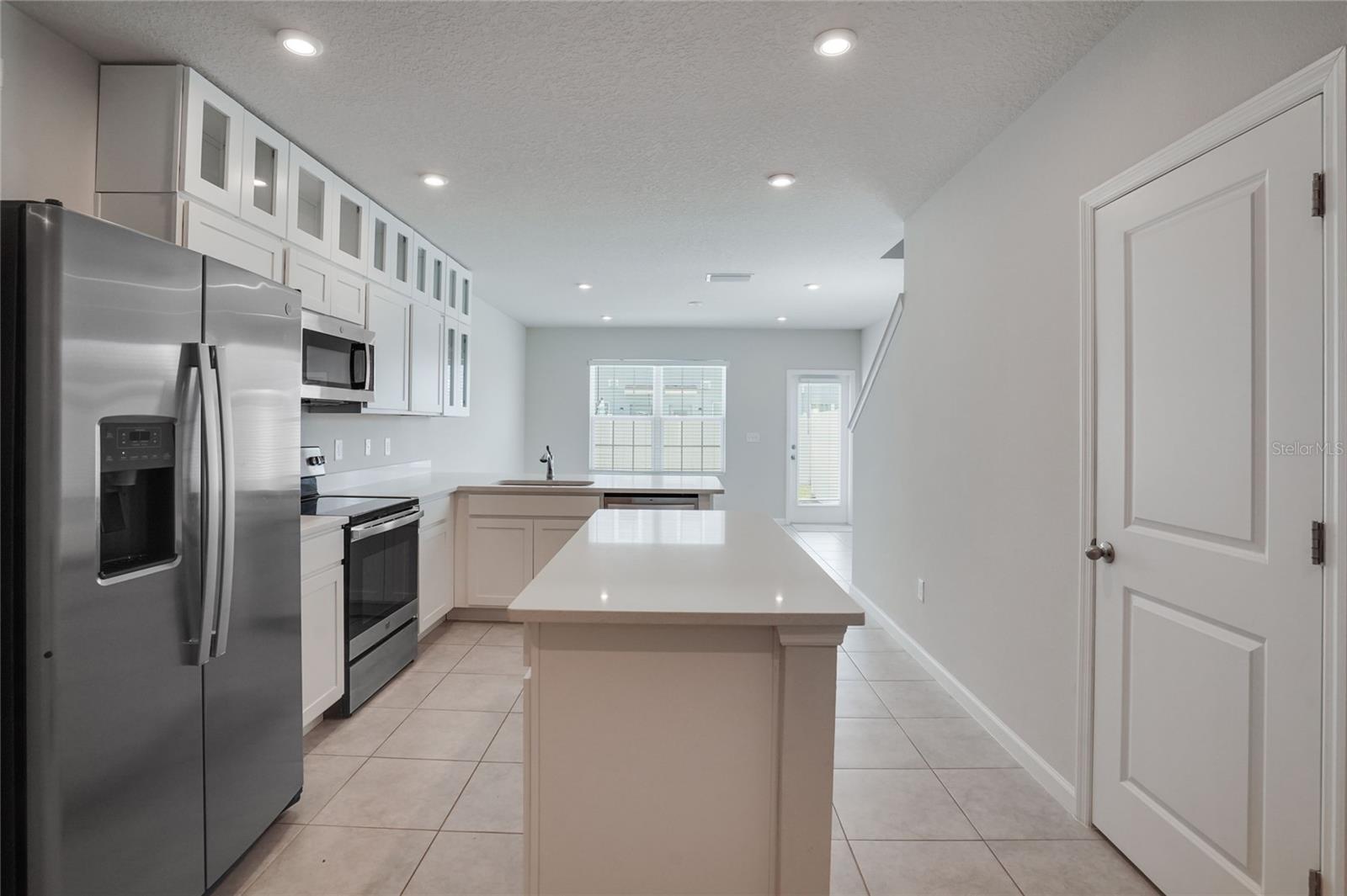 AVALON WOODS - Residential