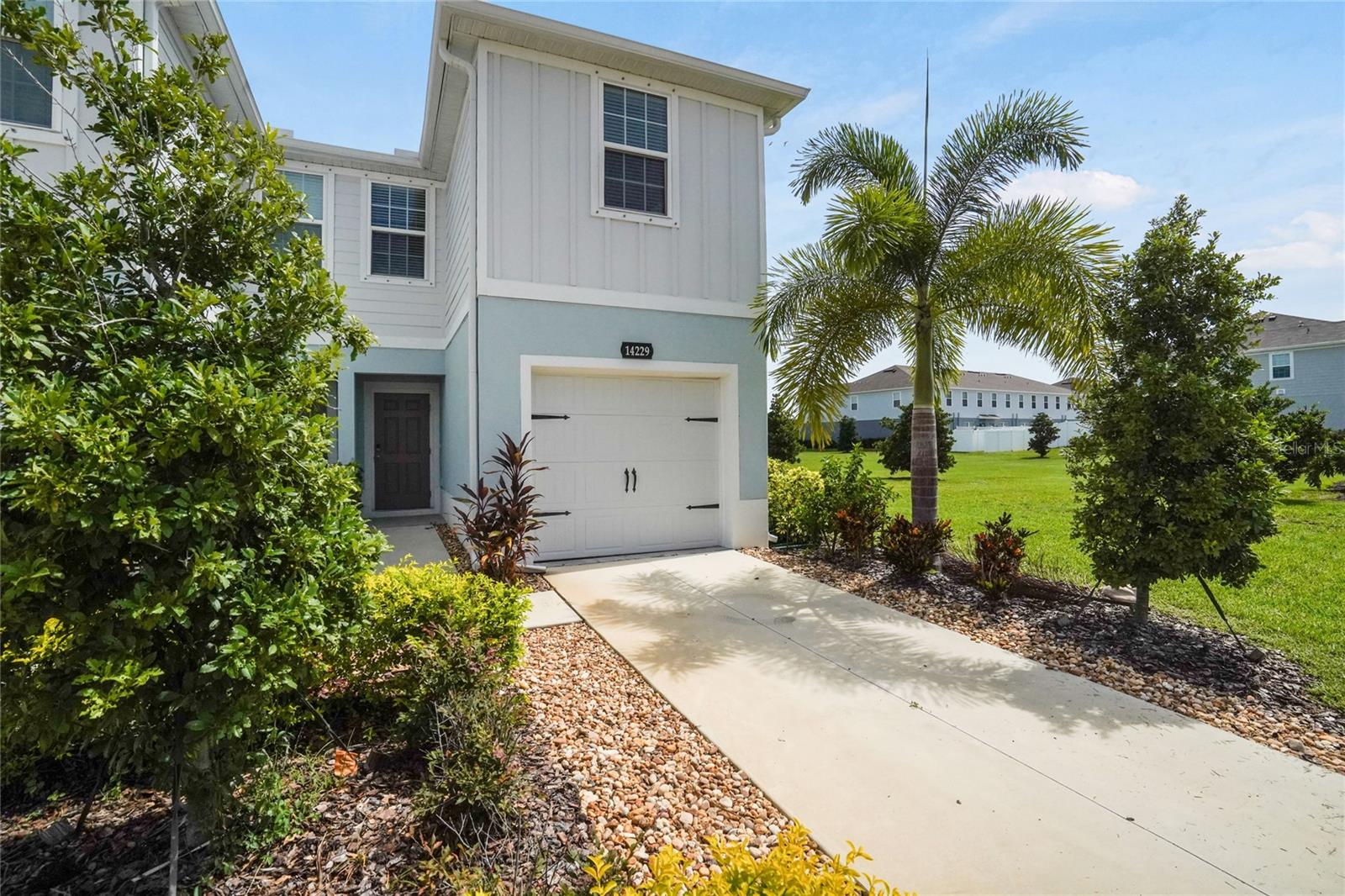 AVALON WOODS - Residential