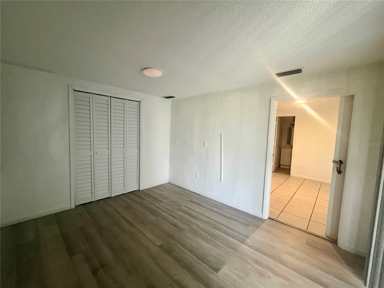 TAHITIAN HOMES - Residential Lease