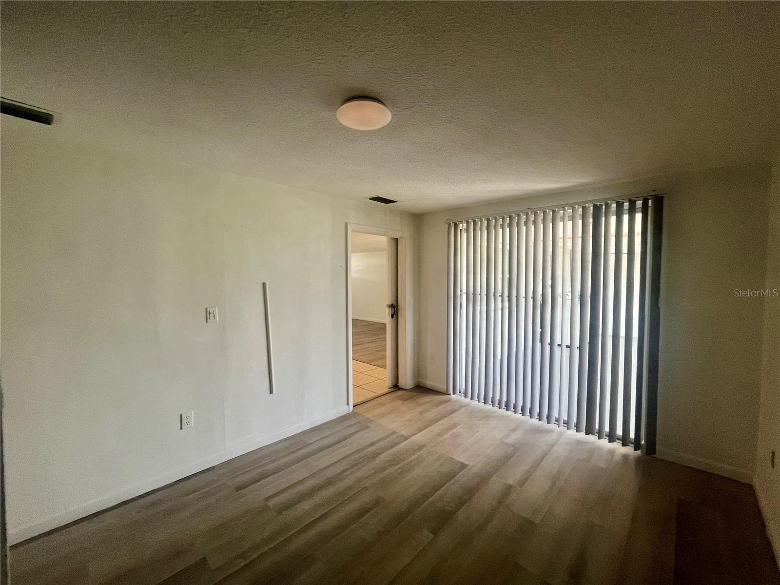 TAHITIAN HOMES - Residential Lease