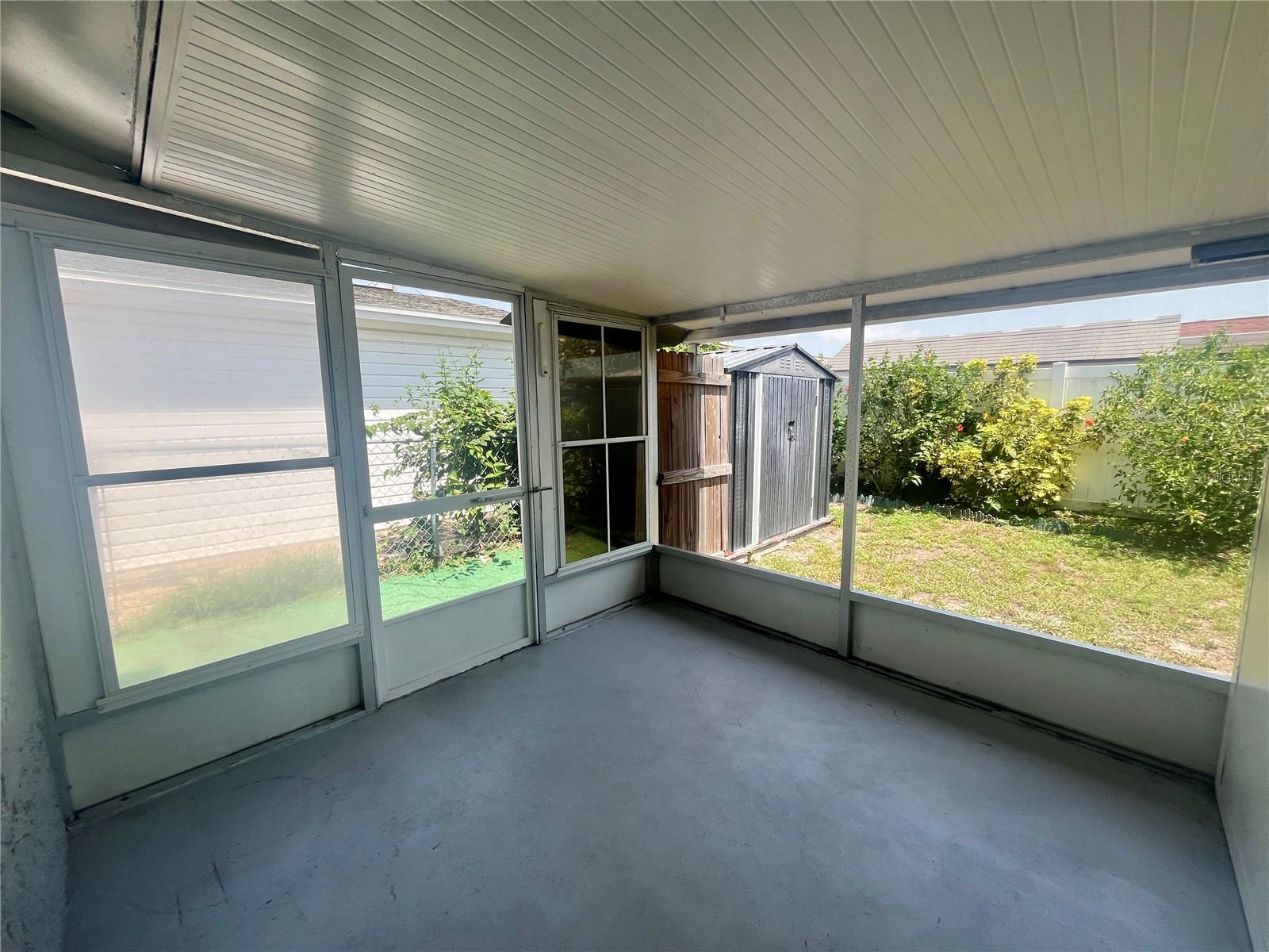 TAHITIAN HOMES - Residential Lease