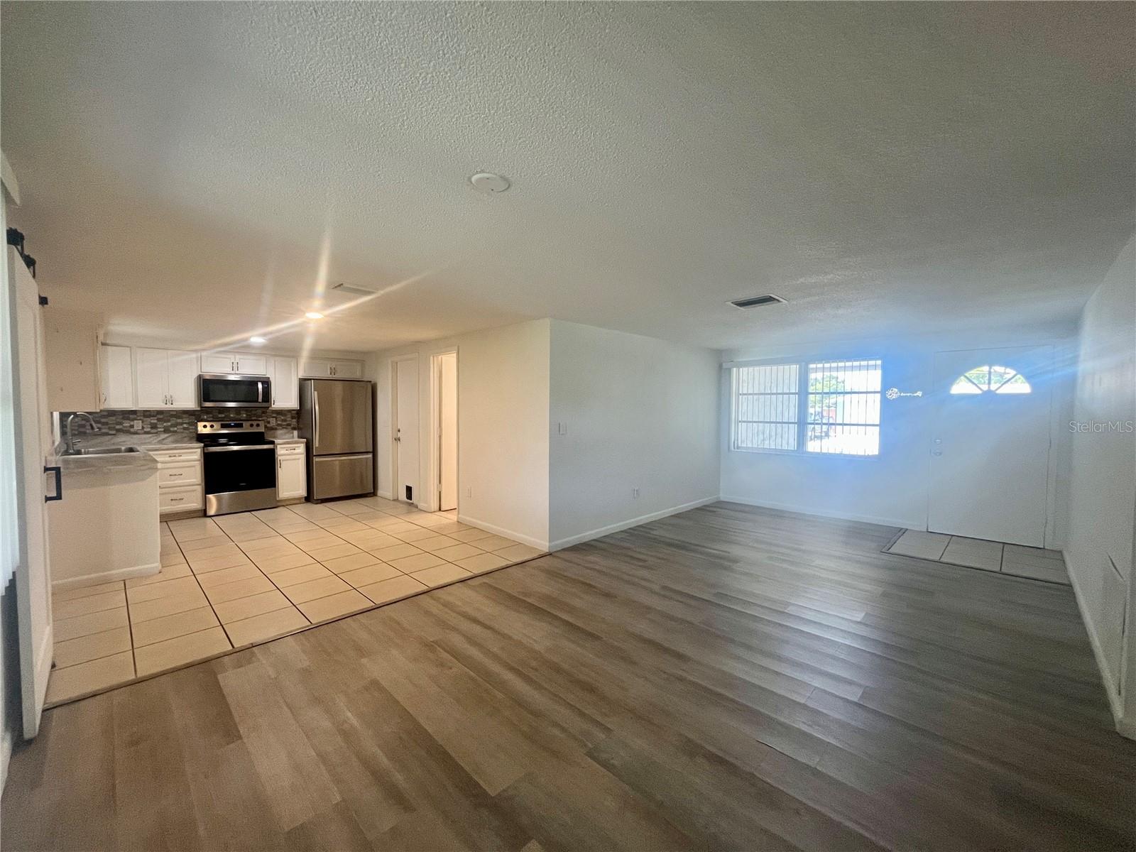 TAHITIAN HOMES - Residential Lease