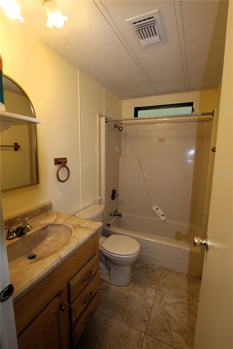 GOLDEN BAY COLONY PH 01 - Residential