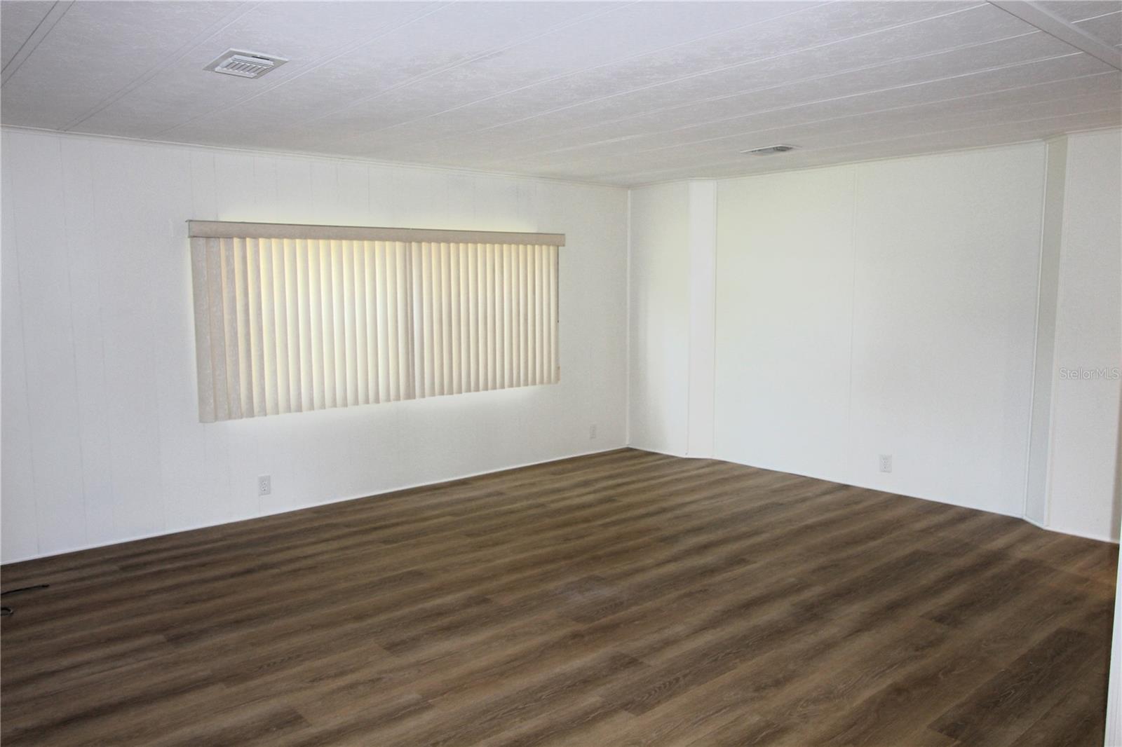 GOLDEN BAY COLONY PH 01 - Residential