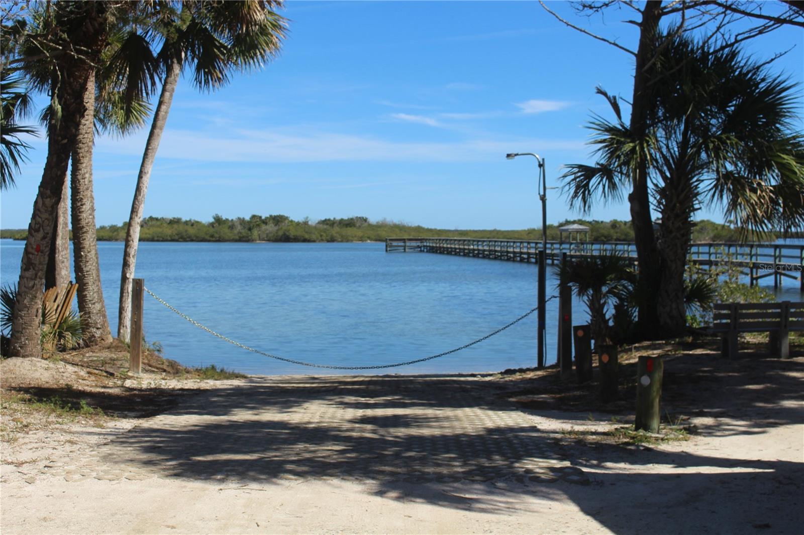 GOLDEN BAY COLONY PH 01 - Residential