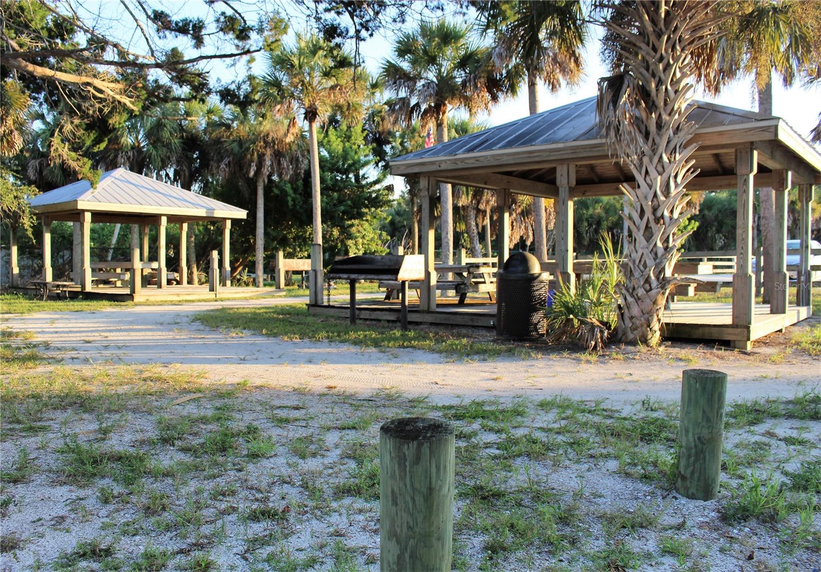 GOLDEN BAY COLONY PH 01 - Residential
