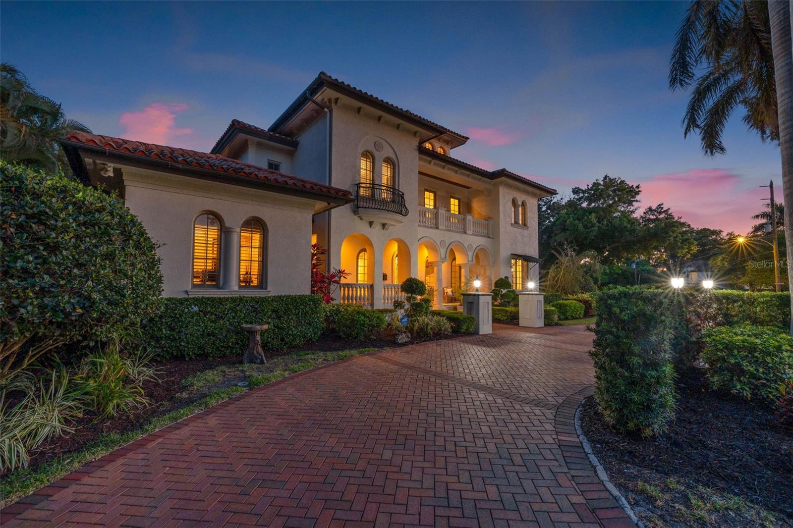 SNELL ISLE SHORES - Residential
