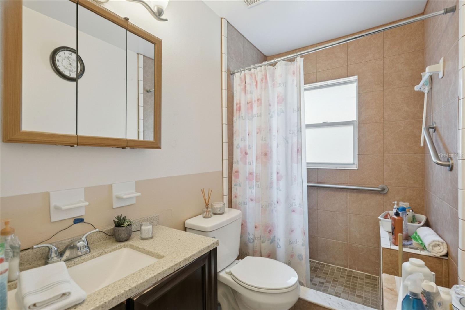TWENTY WEST - Residential
