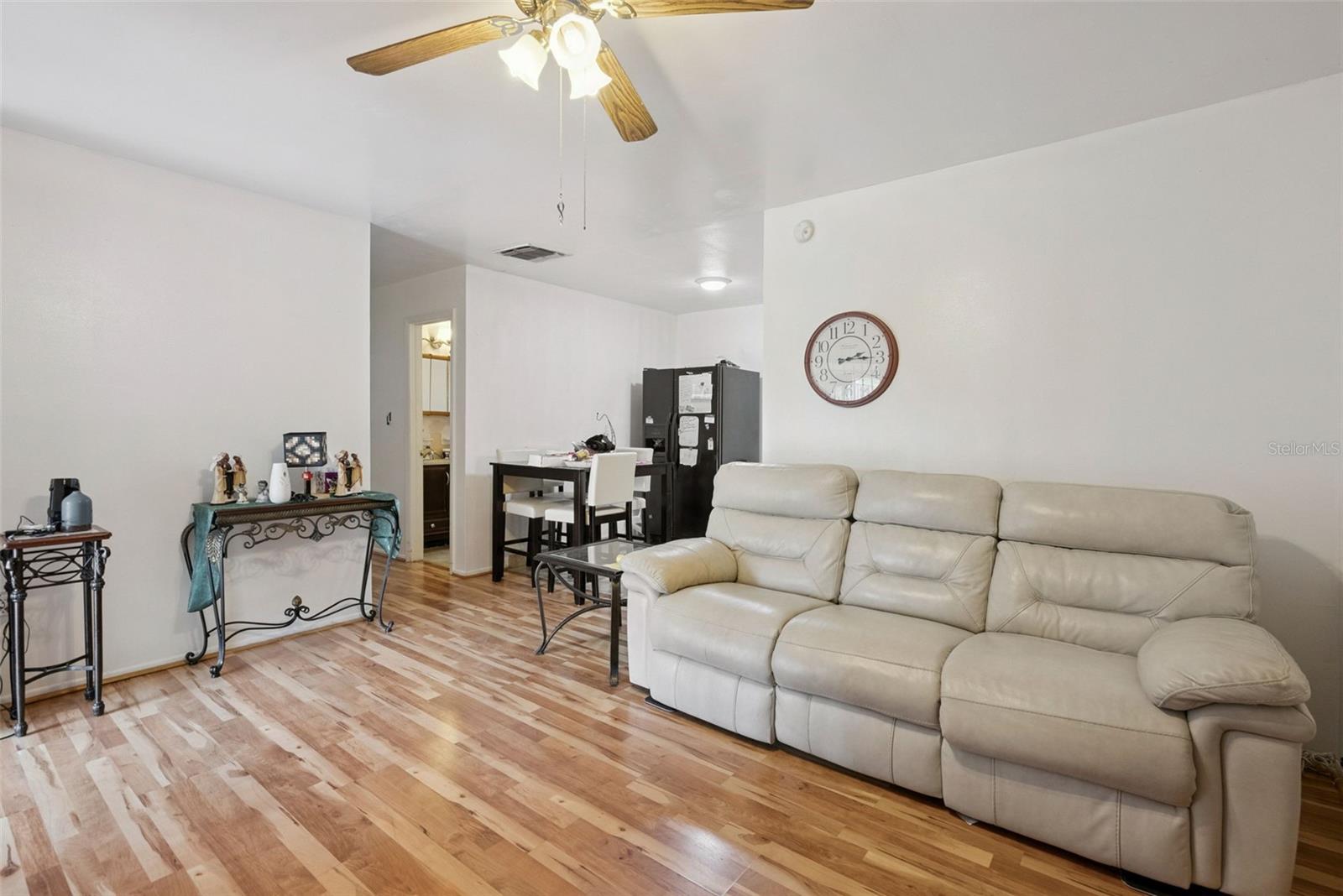 TWENTY WEST - Residential