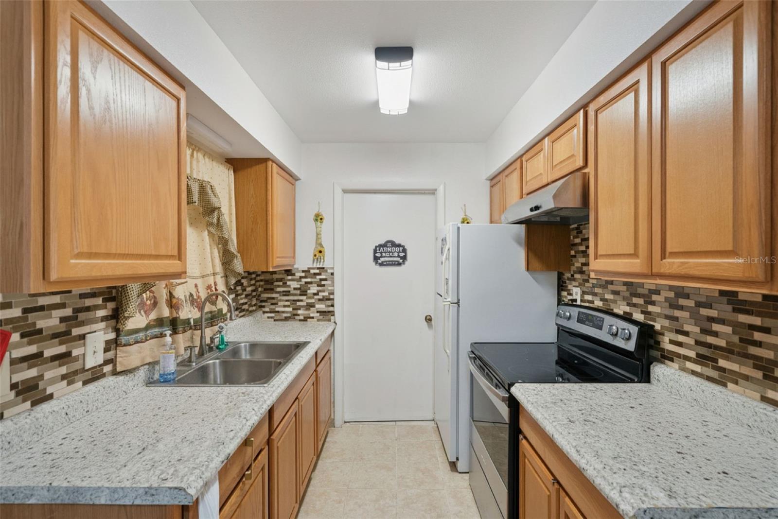 TWENTY WEST - Residential
