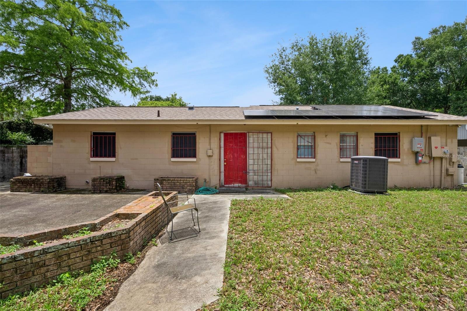TWENTY WEST - Residential