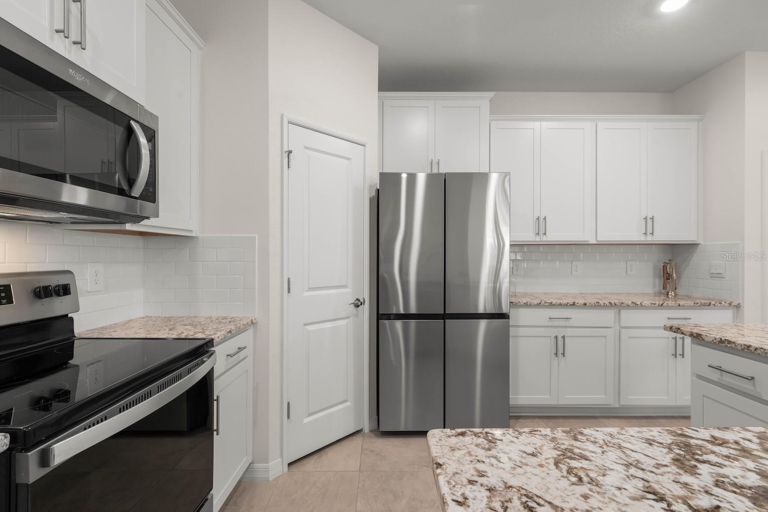 STAR FARMS AT LAKEWOOD RANCH - Residential