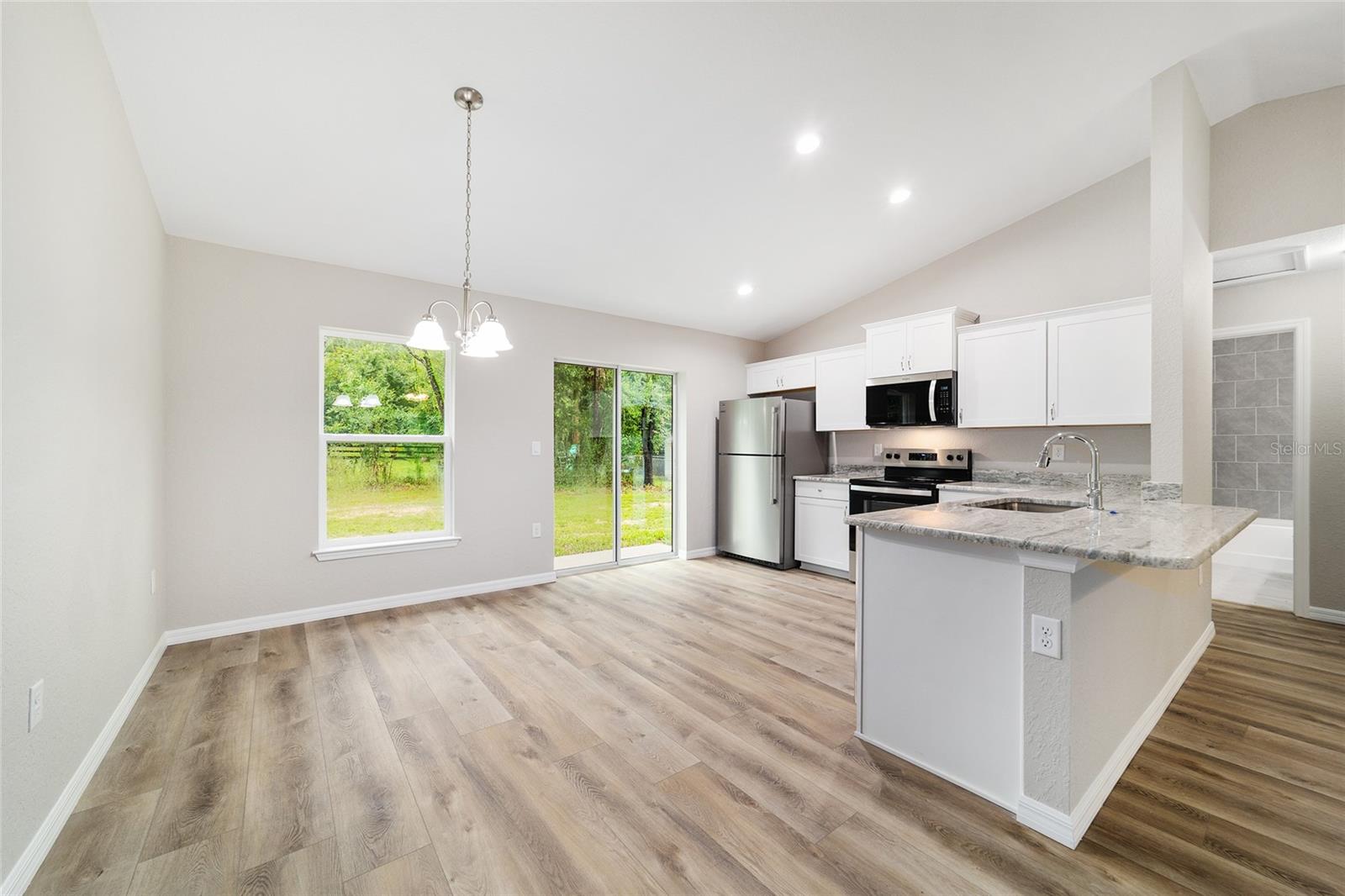 RAINBOW PLACE UN 3 - Residential