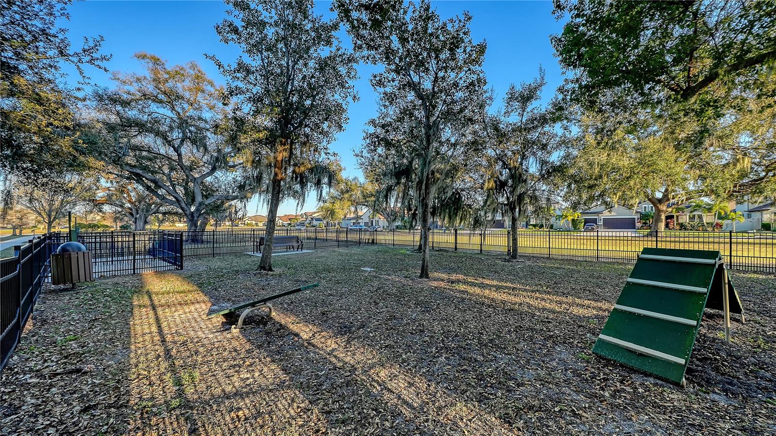 SERENITY CREEK - Residential