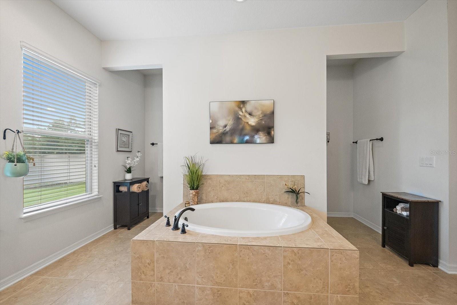 SERENITY CREEK - Residential