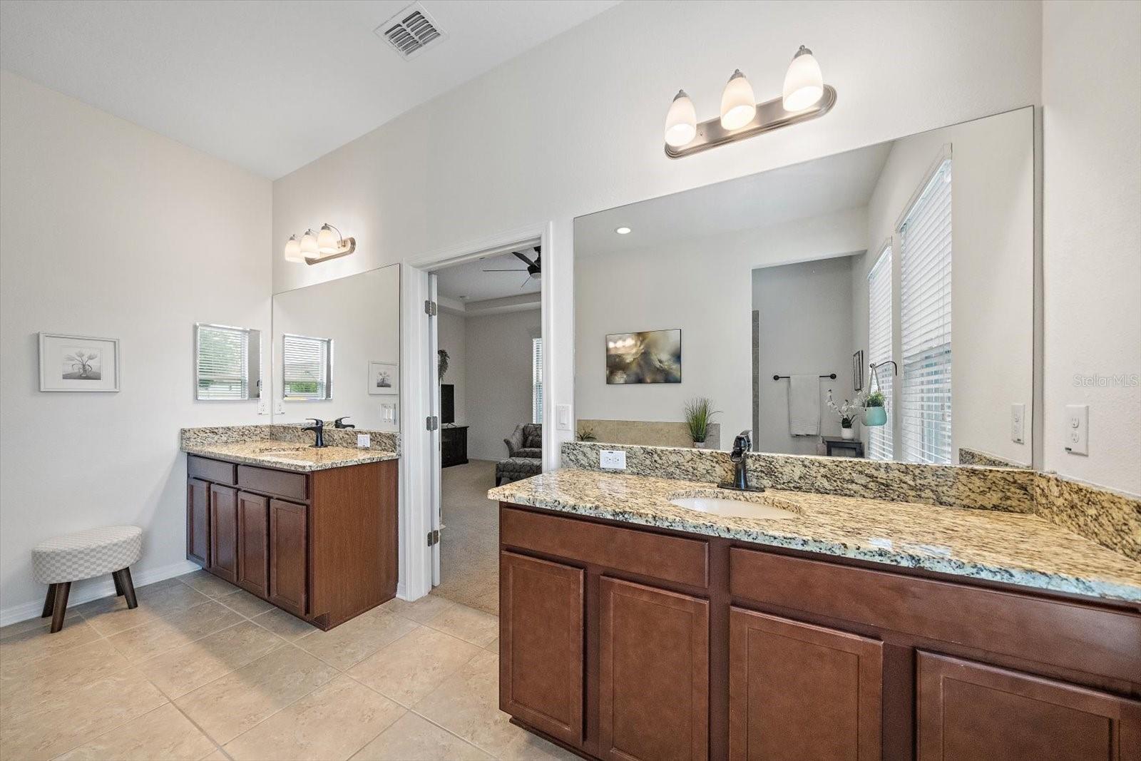 SERENITY CREEK - Residential