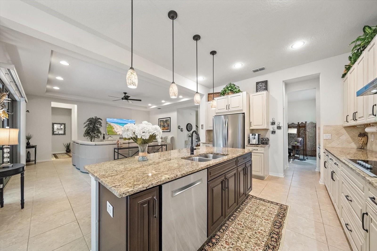 SERENITY CREEK - Residential