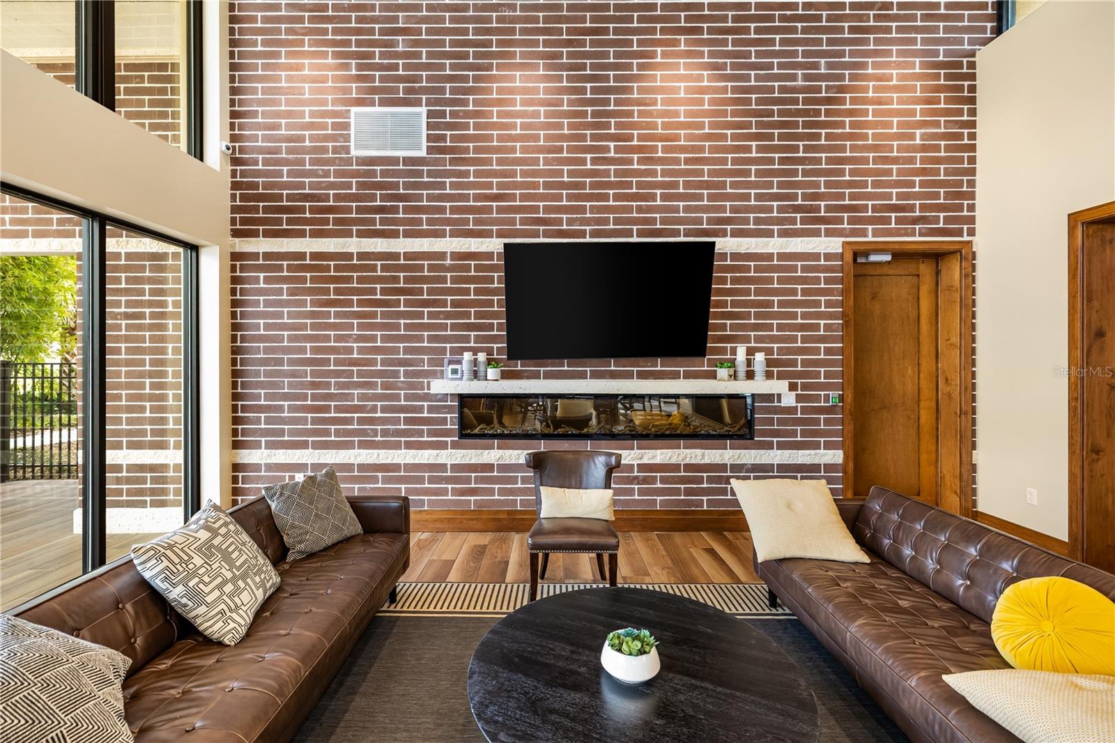 HAWKSMOOR PH 3 - Residential