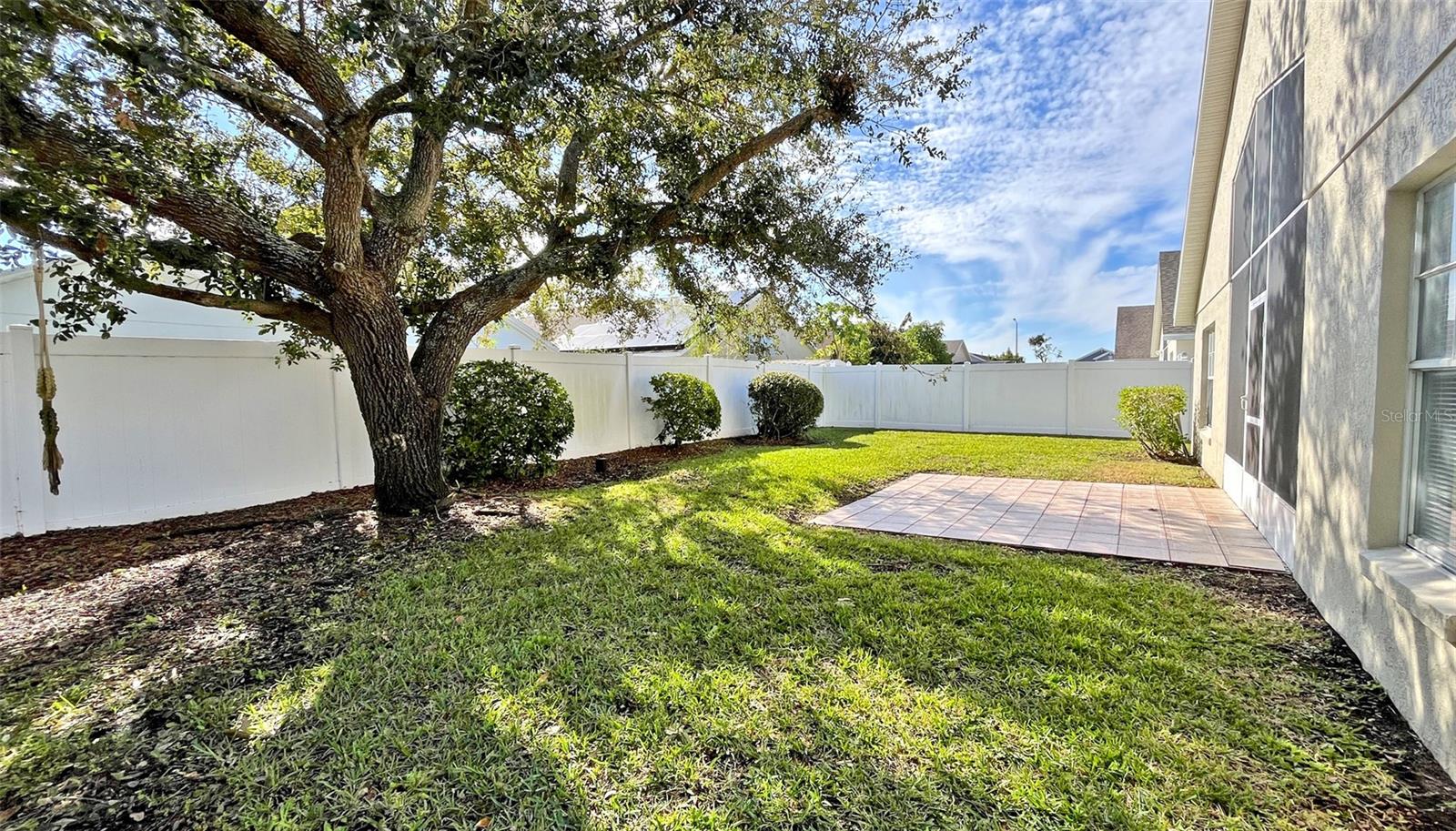 SILVER PALMS - Residential Lease