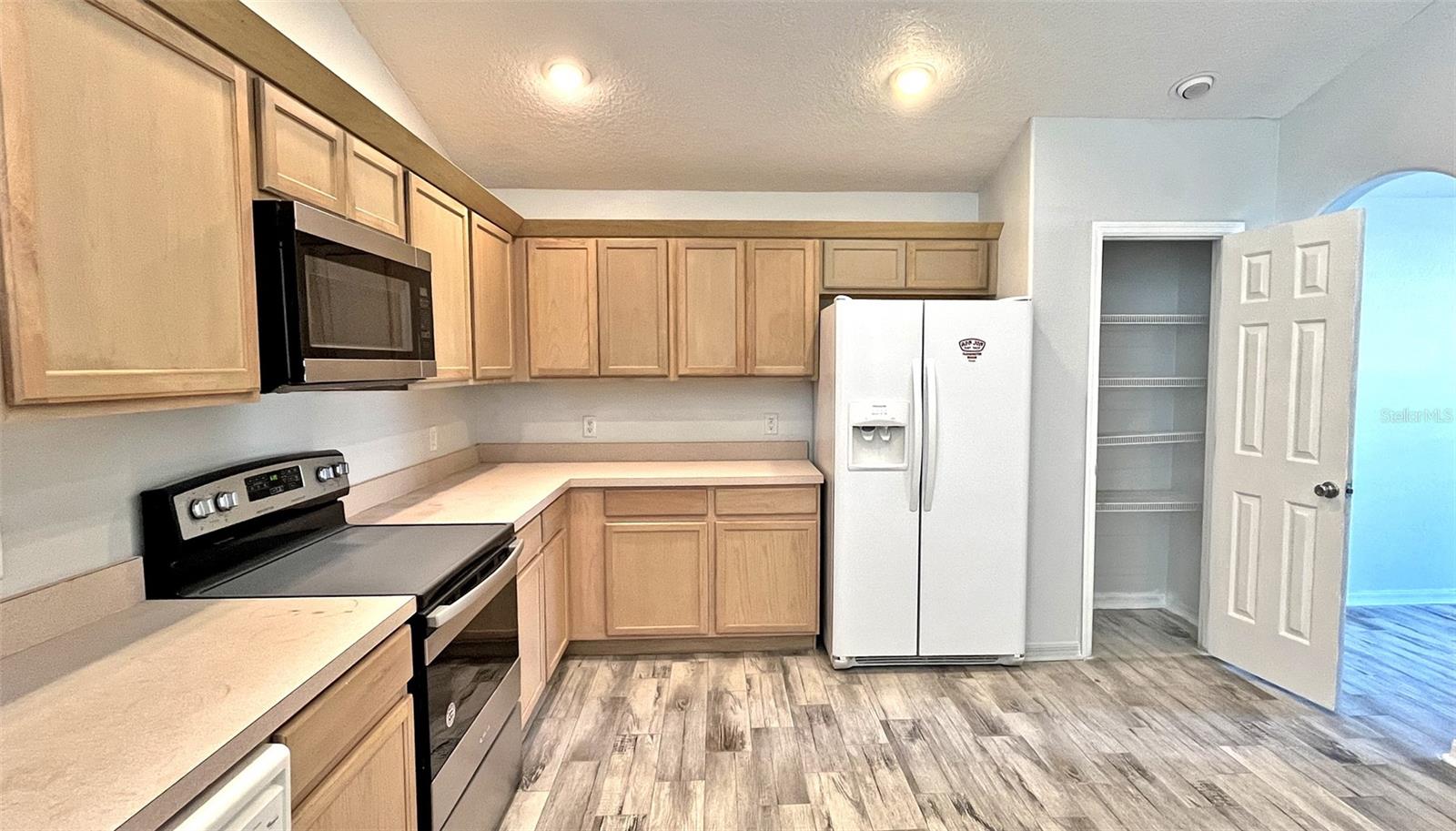 SILVER PALMS - Residential Lease
