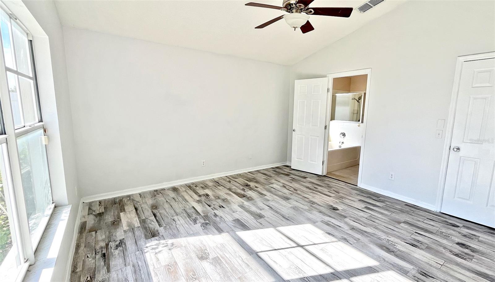 SILVER PALMS - Residential Lease