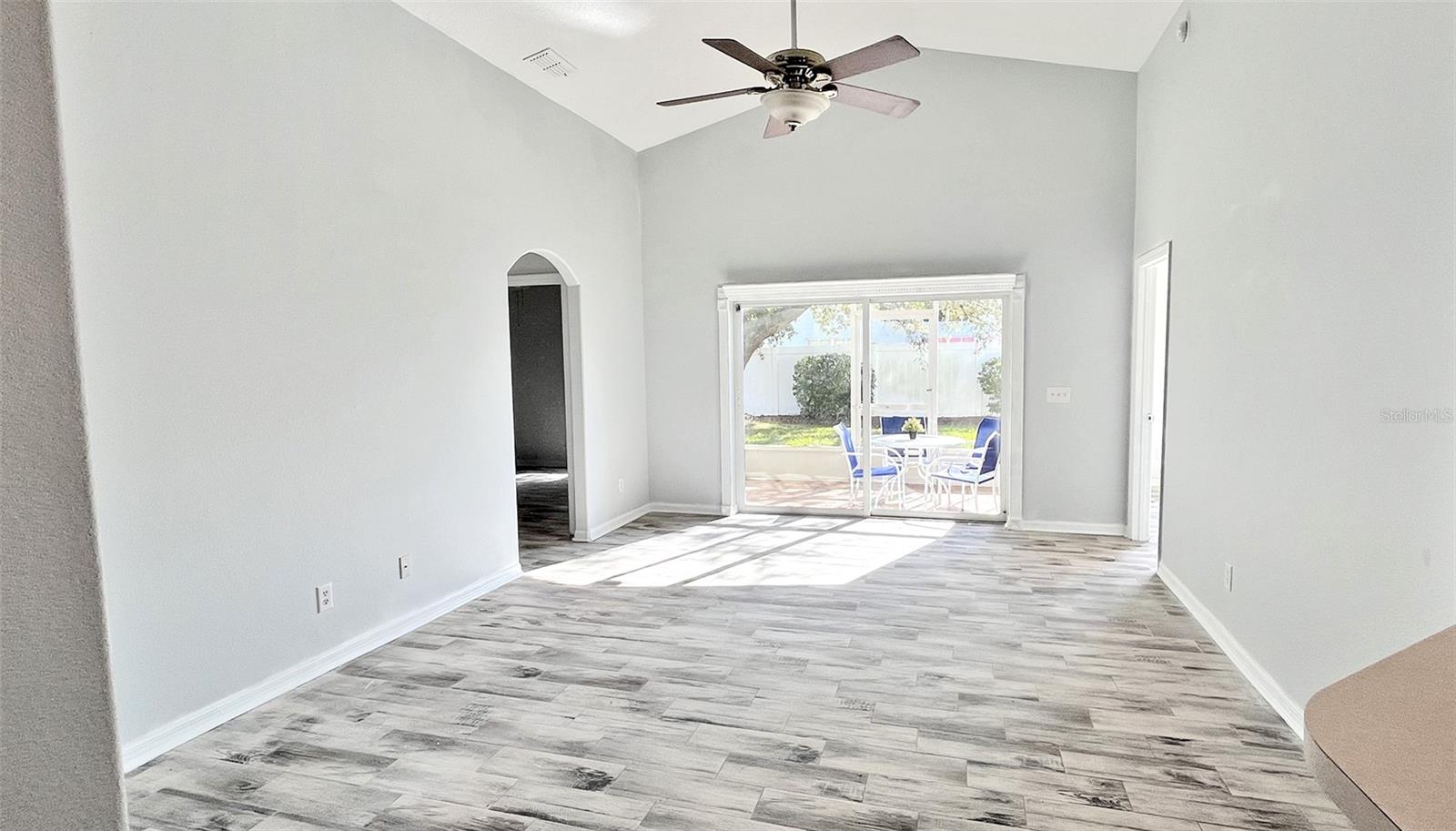 SILVER PALMS - Residential Lease