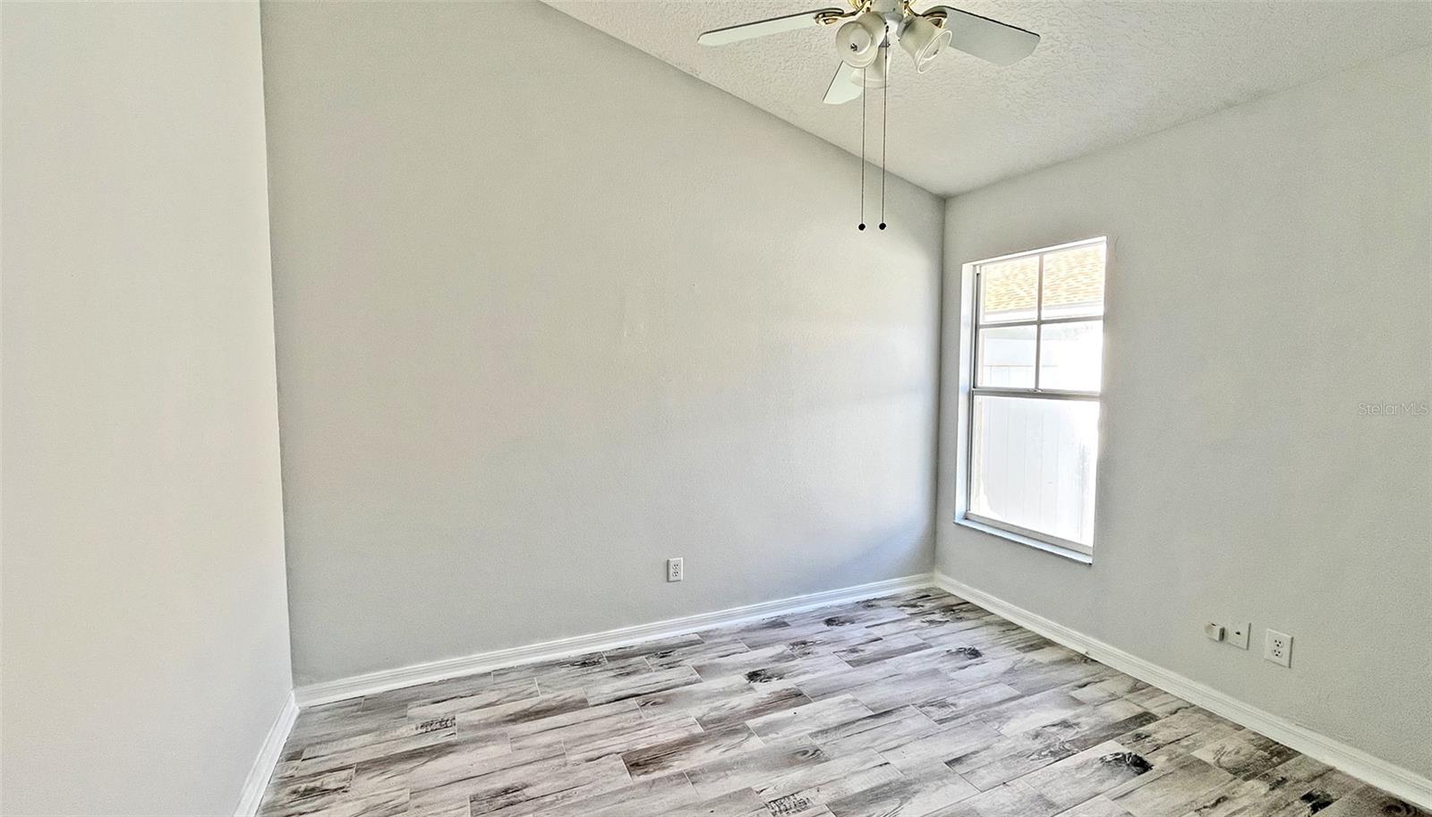 SILVER PALMS - Residential Lease