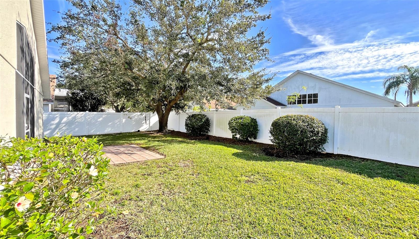 SILVER PALMS - Residential Lease