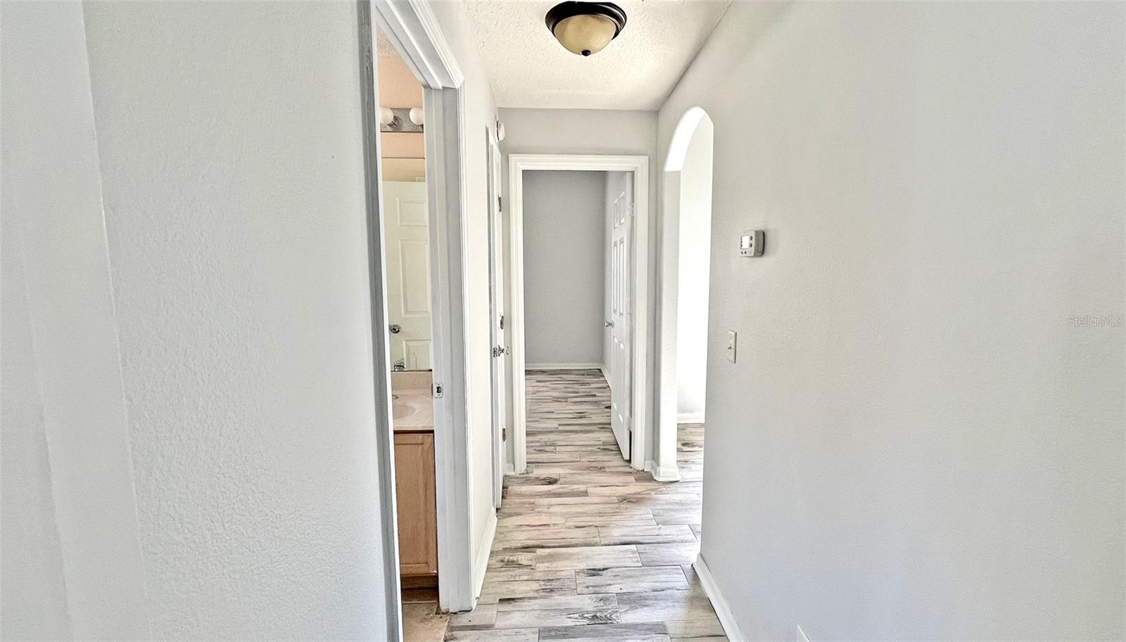 SILVER PALMS - Residential Lease